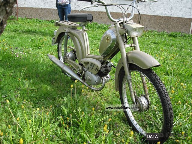 dkw__121_moped_40_km__h_1971_3_lgw.jpg