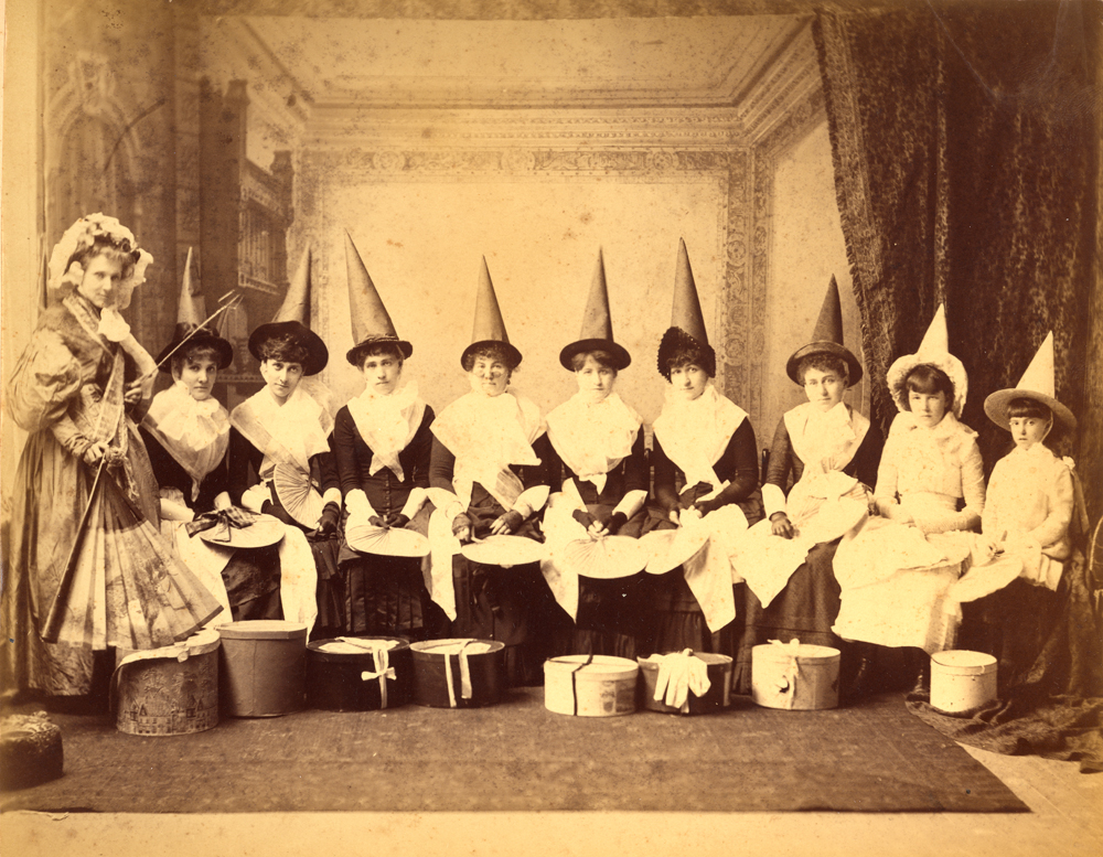 Witches.jpg