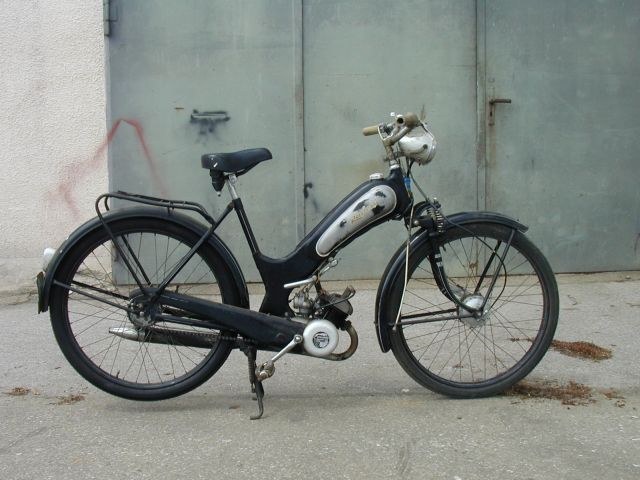 express-moped.jpg