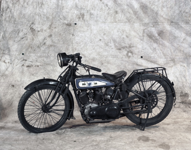 1927 Husqvarna 180 550cc v-twin.jpg