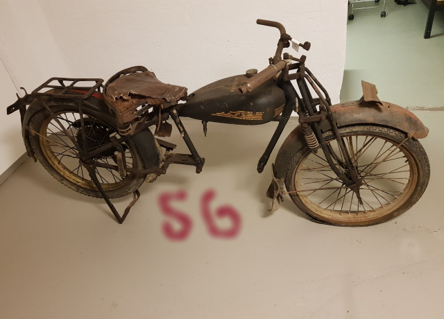 20240229_ESGEE har nytt 1920tals Husqvarna projektchassie dvs en genväg.jpg