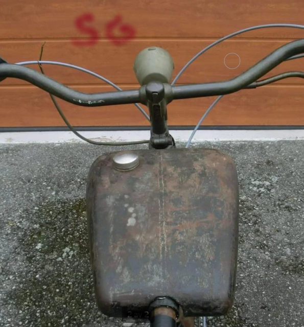 1936 Husqvarna ESGEEs 98a med styre och tank.png