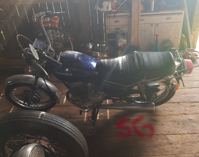 240815 ESGEE har fart på 1979 Honda CB125T med andra fel.png