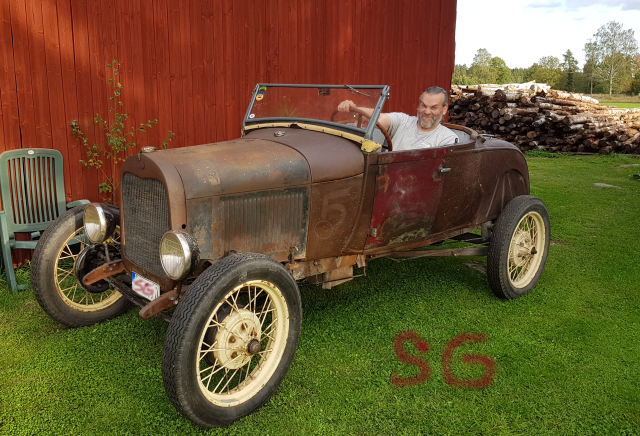 1929 Ford rodster ESGEE har i samma färg sen ny när den var svart.png