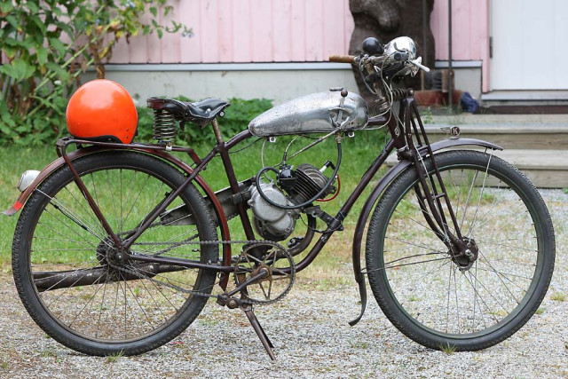 KROON 98cc.jpg