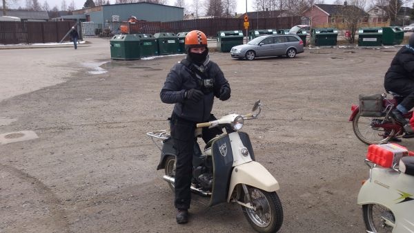 En stolt Puch förare