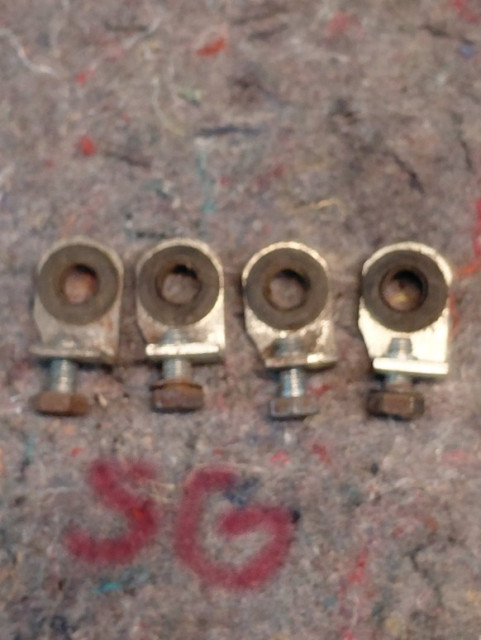 260208 SG köpte kåpfäste för Zundapp 529 av min Norska kontakt för Zundapp 529 för 93kr.jpg