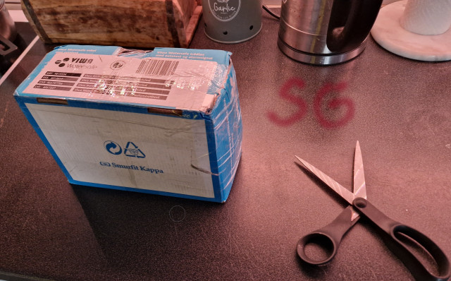 260220 SG fick ett paket Zundapp 2 i brevlådan som skit Postnord dumat i min brevlåda var ute och hämta.jpg