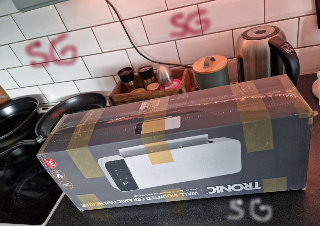 260303 SG fick pling av DSV var och hämta paket gissa på Zundapp.jpg