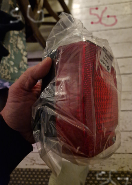 260320 SG fick virra upp många varv innan man såg där var mitt Zundapp 529 bakljus.jpg