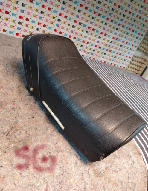 260327 SG hitta Zundapp original sadel till 529 KS GTS 50. Är denna rätt för mig är frågan.jpg