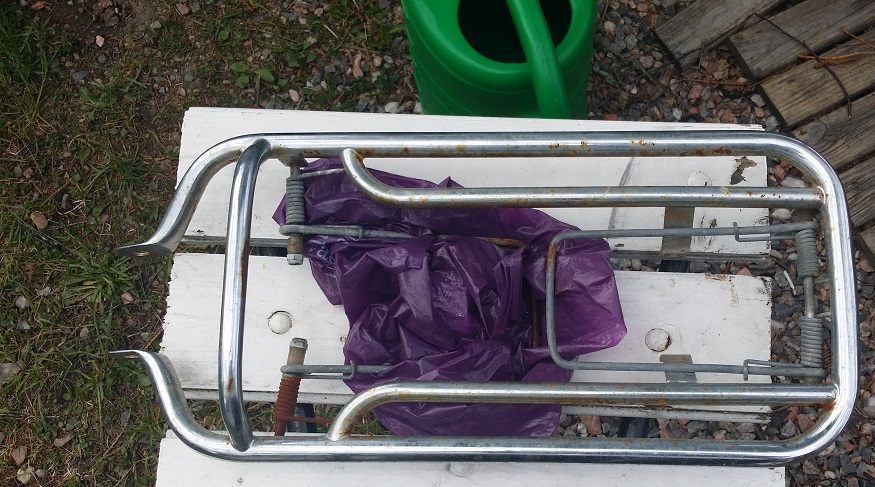 Pakethållare.1.jpg