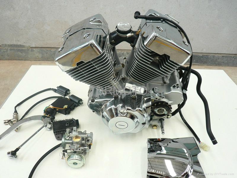 Lifan_250cc_v-twin_engines.jpg