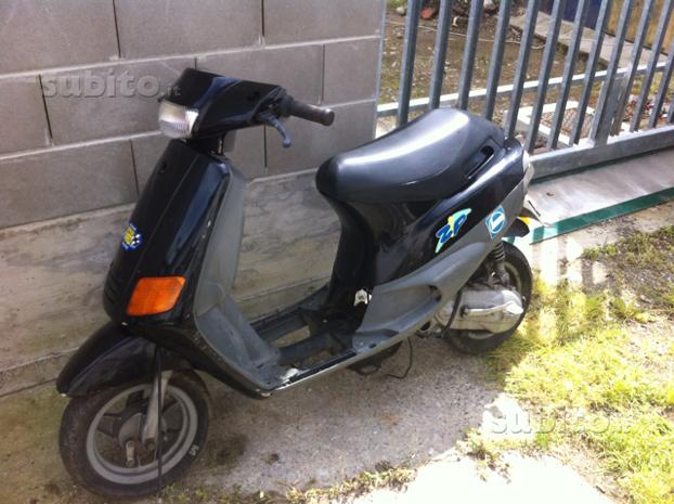 piaggio_zip_50_SSL_1996.jpg