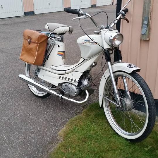 MONARK.jpg