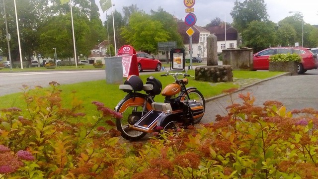 En av många lokala glassresor..