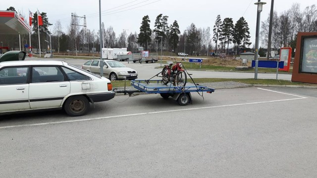 Många mil med min 31åriga pålitliga Toyota för hämta hem fyndet..