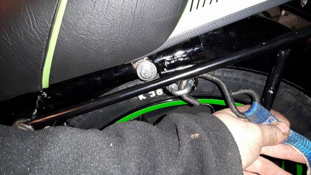 Jodå verkar fungera finfint och stabilt så det räckte! Tills jag kom tänka på går ju aldrig enkelt få av på sidoväskor när &quot;öglor hamnat så dumt,,