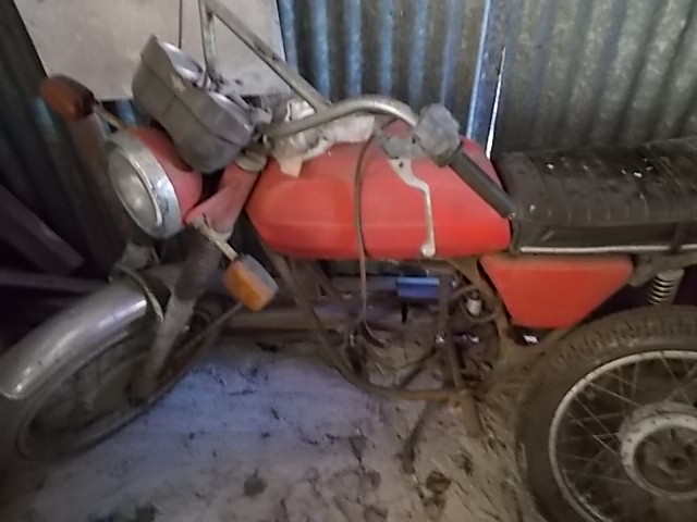 KS 125 001.JPG